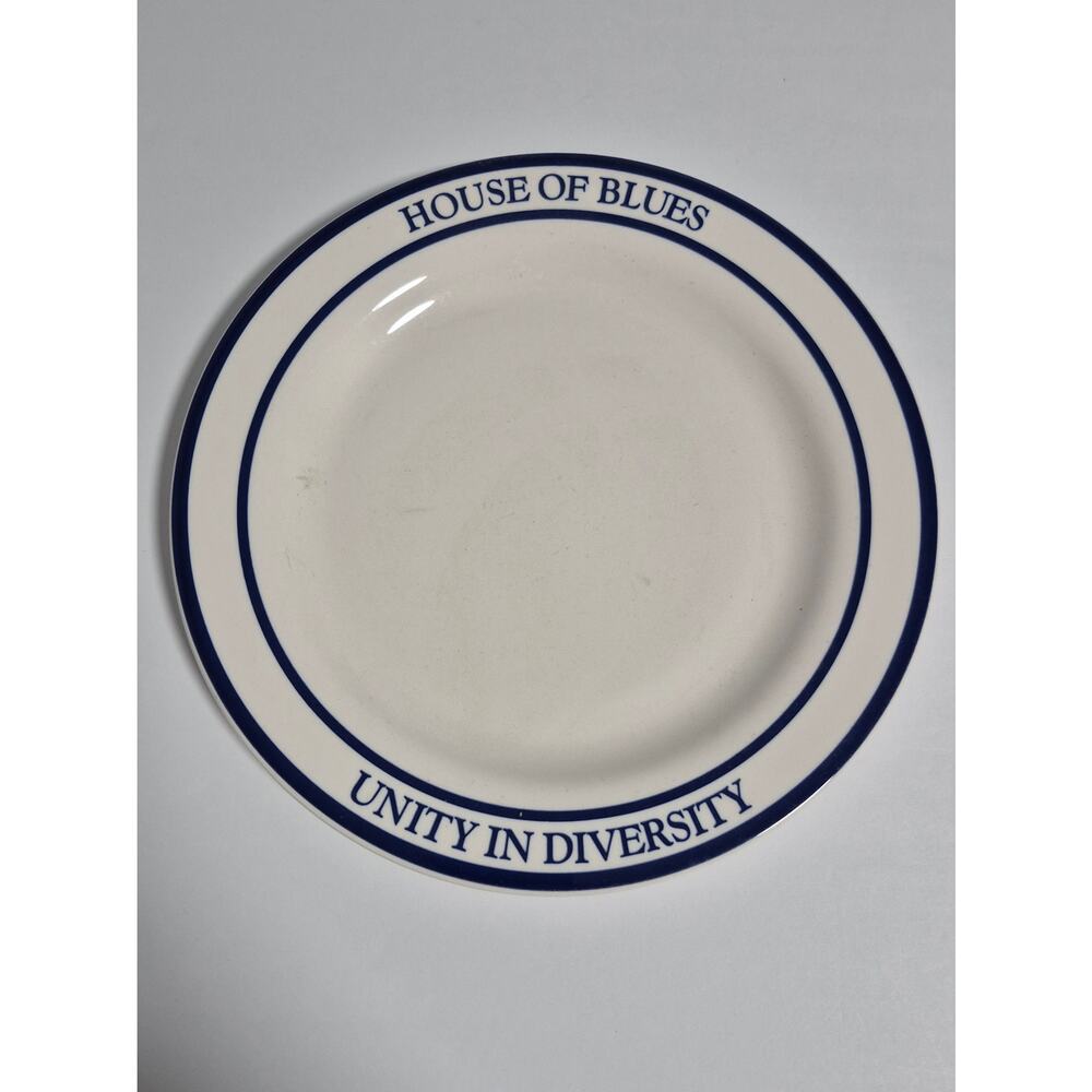 House of Blues University in Diversity Syracuse 12" Dinner Plate Restaurantware